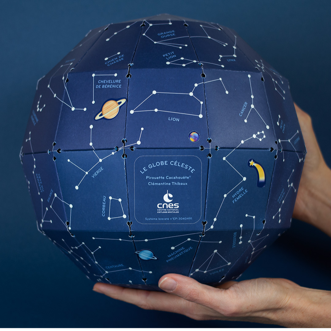 Globe phosphorescent CNES